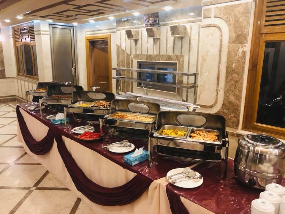 فندق النسر الملكي