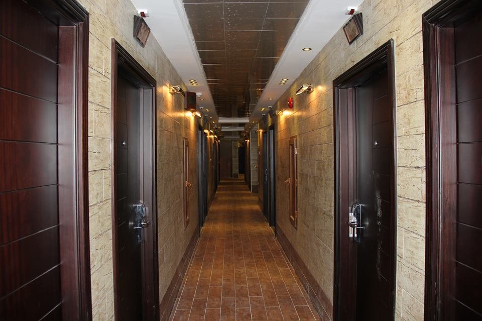 فندق كرستال
